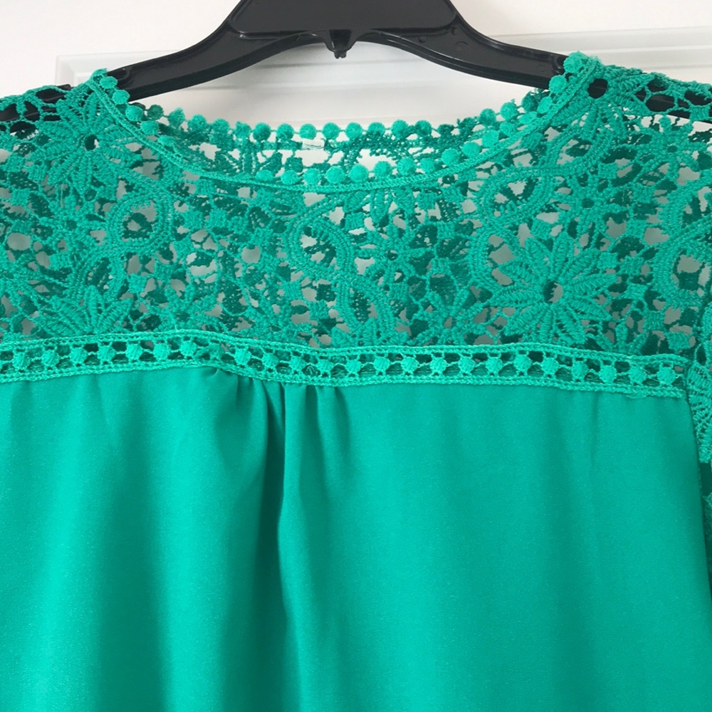 Blouse - Picture 2 of 7